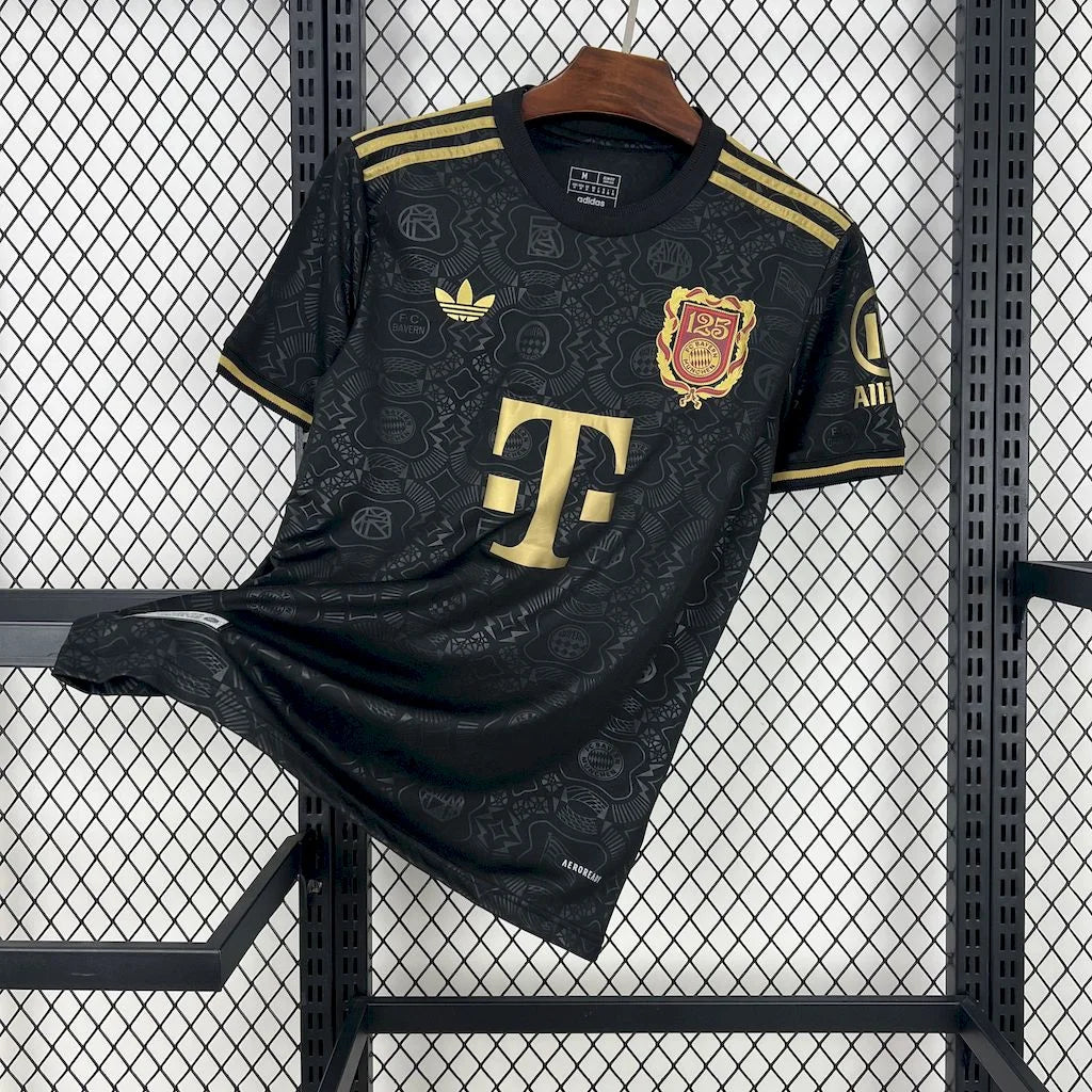 Maillot Bayern Munich 125ème anniversaire 2025/2026