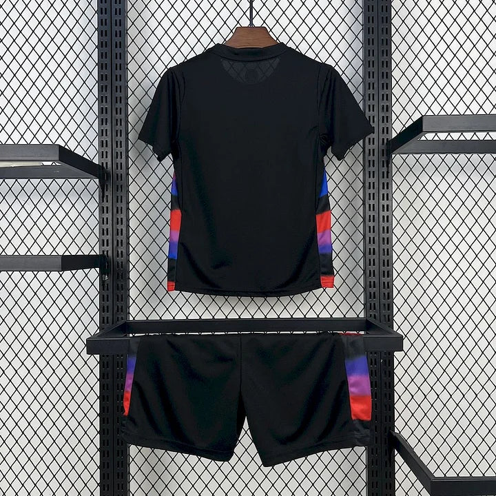 Kit Enfant Angleterre Extérieur 2025/2026
